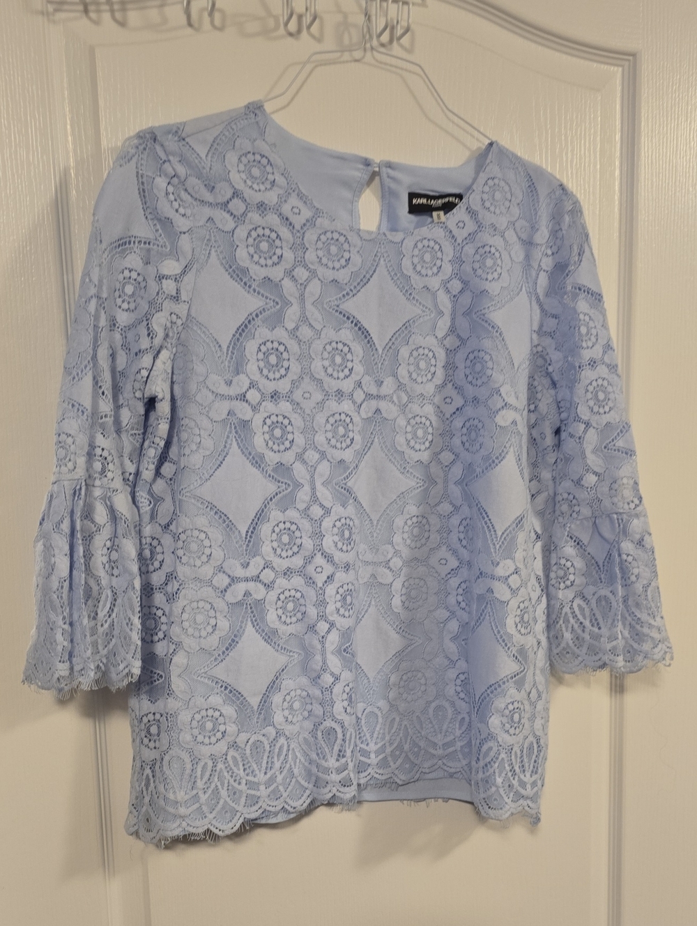 Karl LAGERFELD  Powder Blue Floral Lace Bell Sleeve Blouse Mediym Size